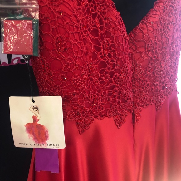 Alyce Paris secret dress 1555 size 4 red - Picture 3 of 3